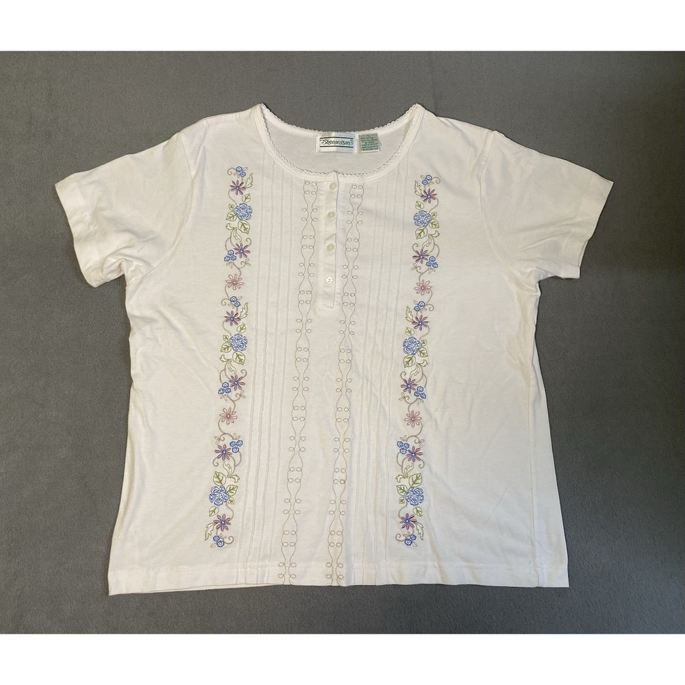 Shenanigans Women's L Short Sleeve Floral Embroidered T Shirt Cottage Core
